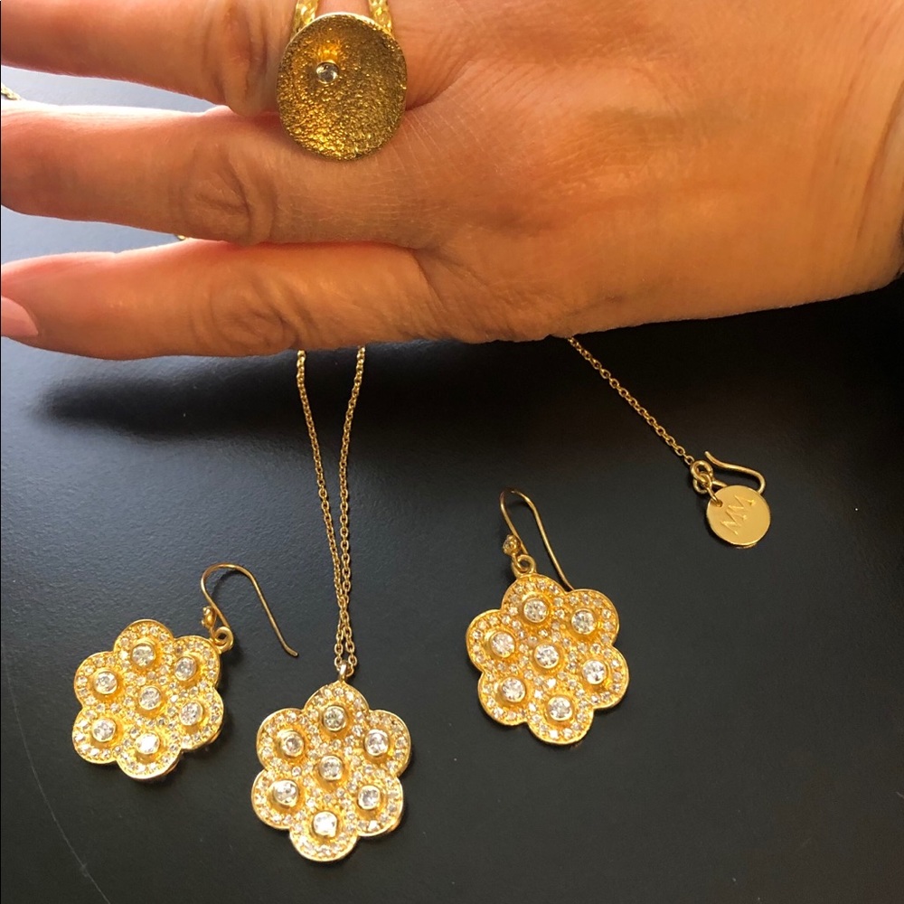 Gold set